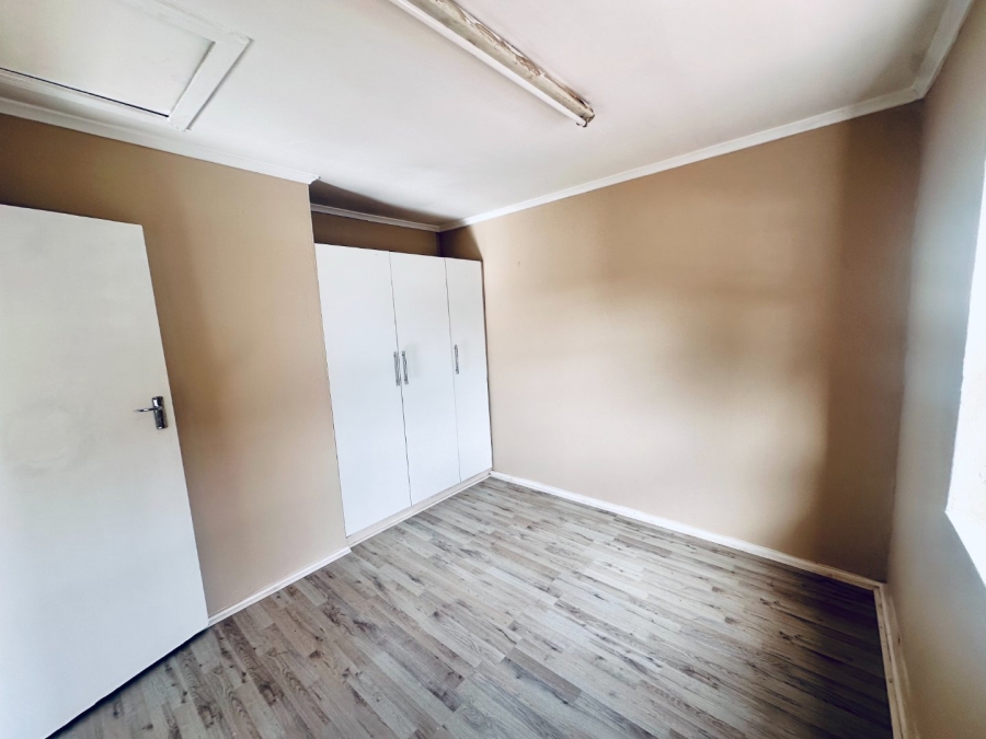 2 Bedroom Property for Sale in George Central Western Cape